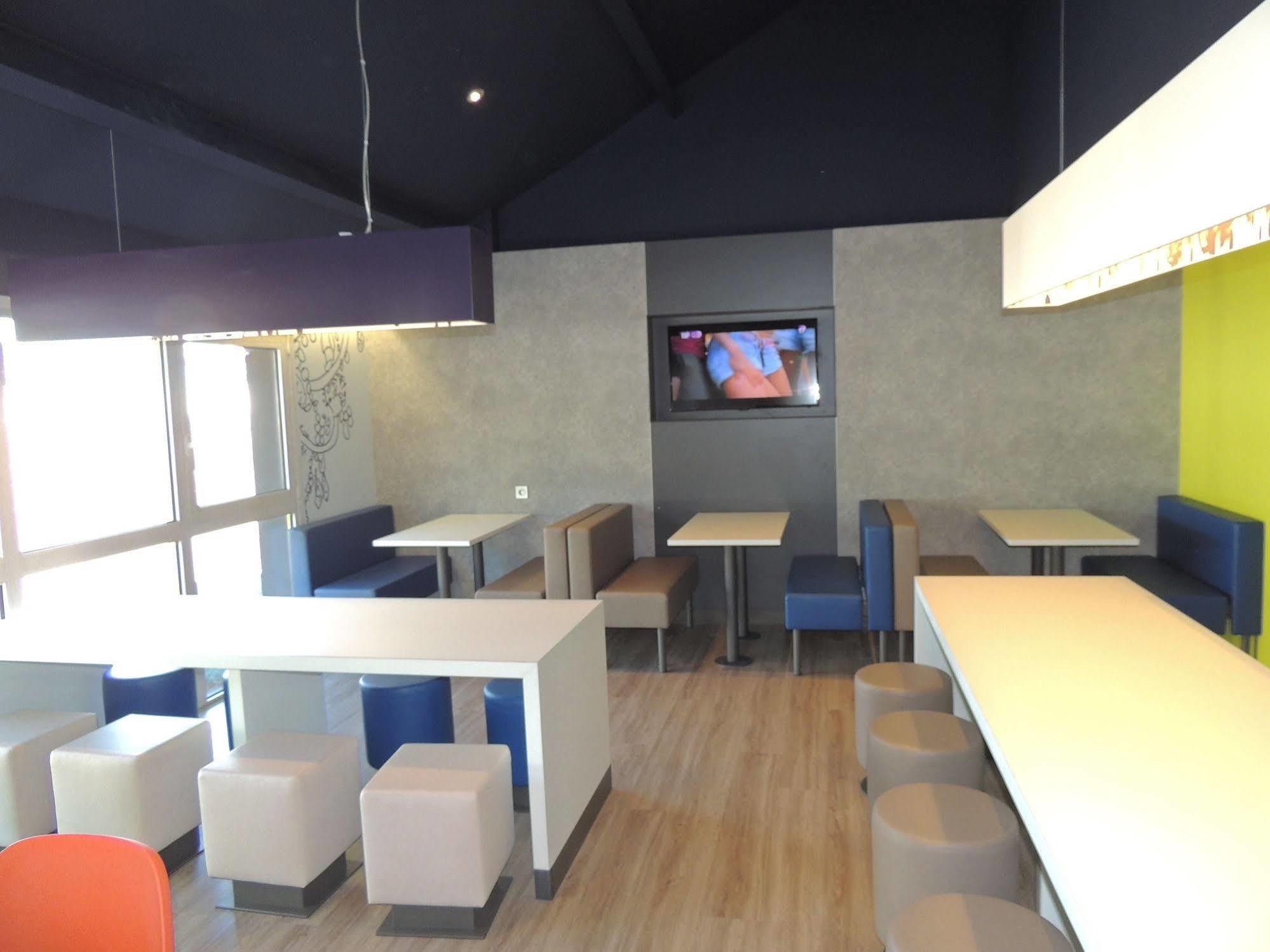 Ibis Budget Nantes Sainte Luce - Hotel Renove Exterior photo